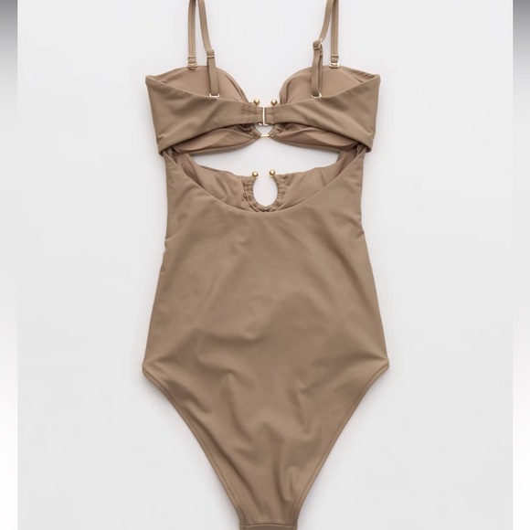 Aerie Bandeau Cut Out One Piece Swimsuit NEW Small - Picture 3 of 4
